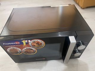 Fujidenzo 20L MM-22BL Microwave Oven