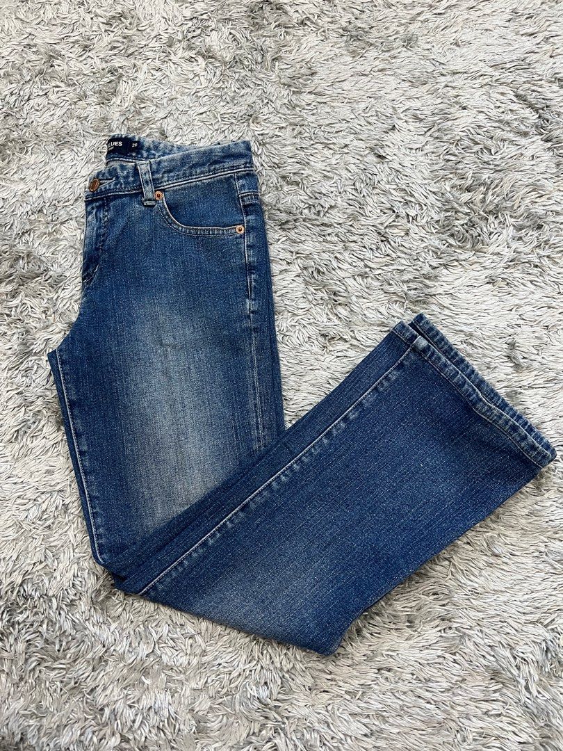 Giodano pants (Category: Jeans) located in San Pedro. Submitted by tabacheengcheeng (Listing ID 1300350505, Image 1). Description: Decluttering Halos di nagamit, more on sa photoshoot lang nasuot. Not sure sa sizing dito sa carousell pero may photo naman ung mismong size ng pants. Wala ng more photos. .