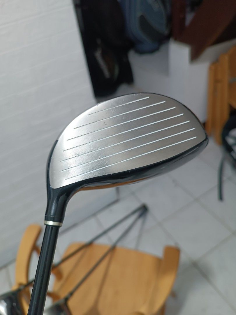 Golf driver (Category: Golf) located in Caloocan City. Submitted by ace2729 (Listing ID 1300407178, Image 3). Description: GOLF DRIVER CLEVELAND HI BORE XL 9.5⁰ 66g S FLEX king Cobra speed LD 9.5⁰ 60g S FLEX SRIXON GIE 10.5⁰ 61g R FLEX all are in good condition w/ cover 4K EACH LOCATION: PUNTURIN VALENZUELA WE SHIP NATIONWIDE, SF BUYER'S EXPENSE.