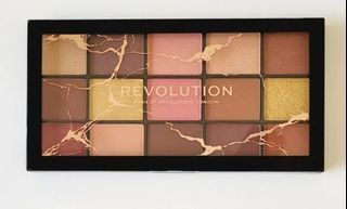 Makeup Revolution Reloaded You're a winner eyeshadow palette