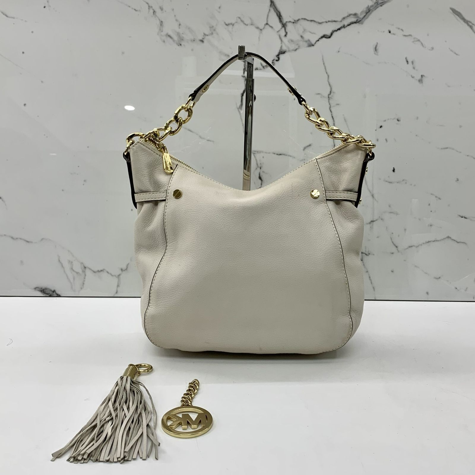 MICHAEL KORS WHITE FRINGE CHAIN ONE SHOULDER BAG 247016467 GI 
