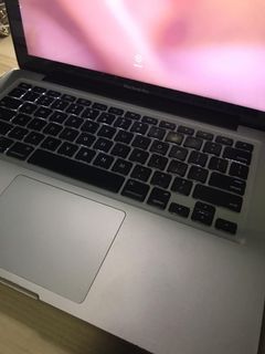 [NEGOTIABLE] APPLE Macbook Pro Mid 2010