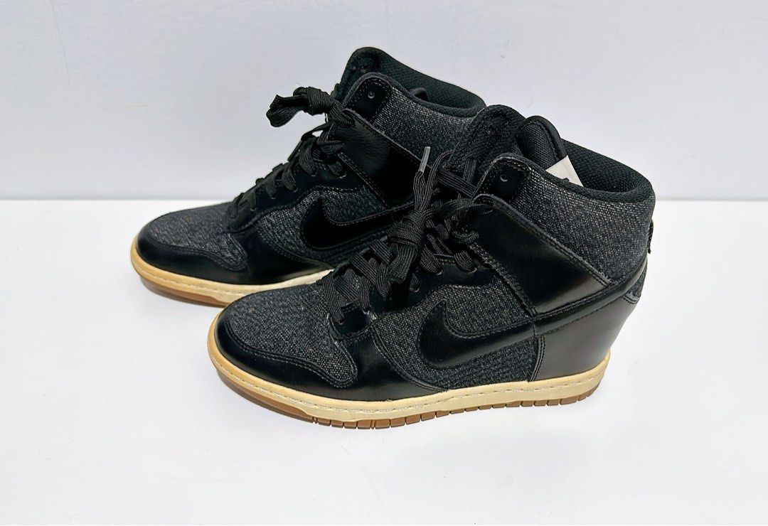Saks nike sky hi store