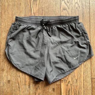 （分類：）位於 。 由 g.goodstuff 提交（商品編號 1300275715，圖片 1）。簡介： 。
