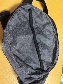 Oakley Body Bag
