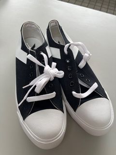 （分類：）位於 。 由 susettelkl 提交（商品編號 1300317081，圖片 1）。簡介： 。