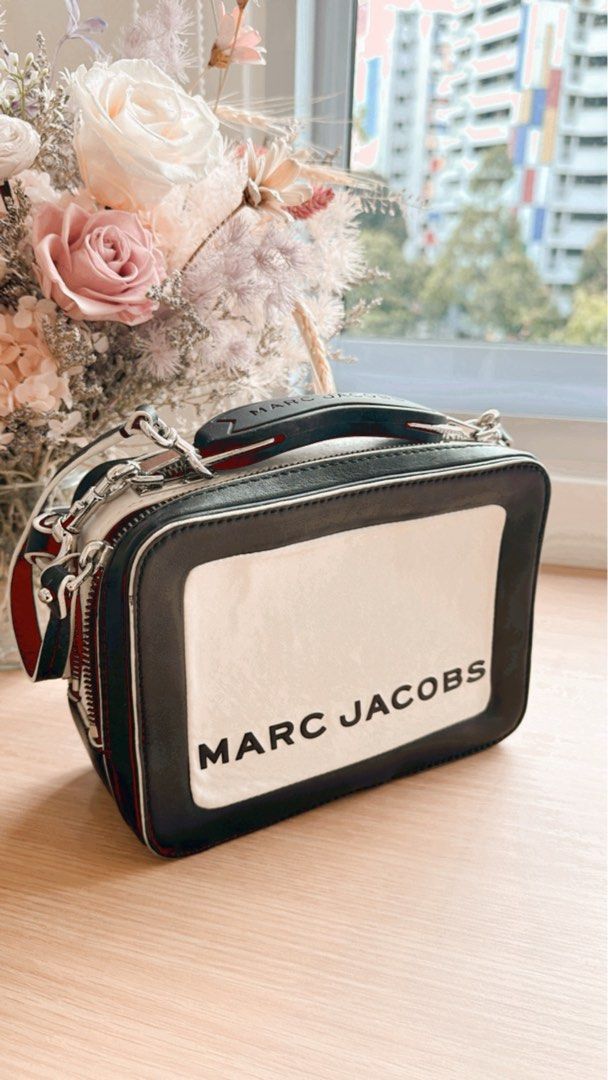 Preloved MARC JACOBS The Mini Box shoulder bag Luxury Bags Wallets on Carousell
