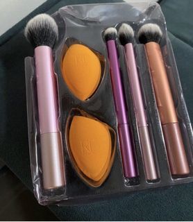 Real Techniques Make Up Brush Set