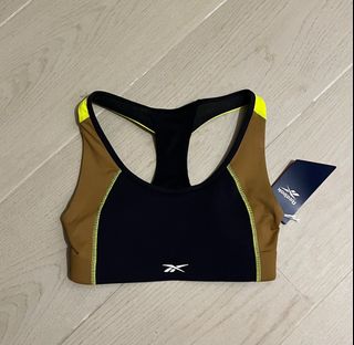 （分類：）位於 。 由 jkl.shop 提交（商品編號 1300359724，圖片 1）。簡介： 。