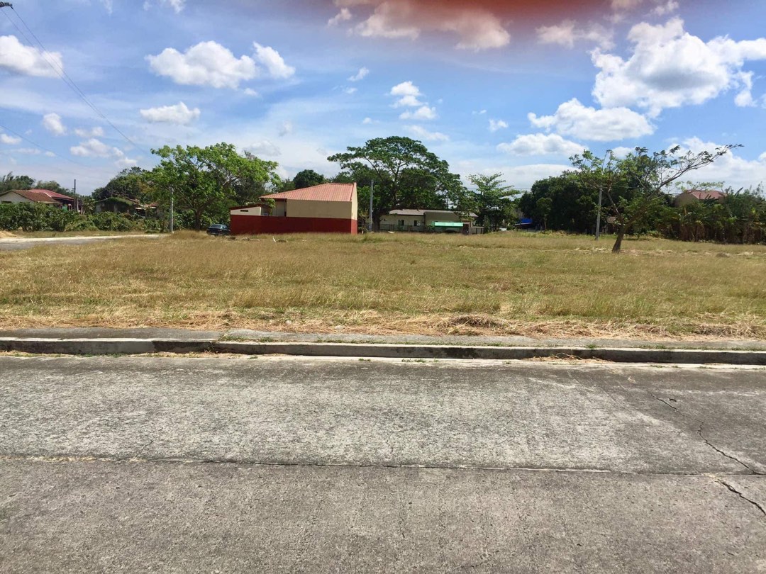 (Category: ) located in . Submitted by phillipmoraless (Listing ID 1300315496, Image 1). Description: .