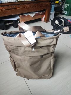 （分類：）位於 。 由 qb989 提交（商品編號 1300324480，圖片 1）。簡介： 。
