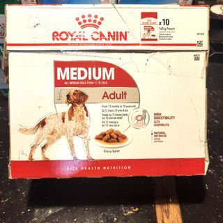 ROYAL CANIN High Digestibility Gravy-Salsa Pouch 140g x 10 (for Medium Adult)
