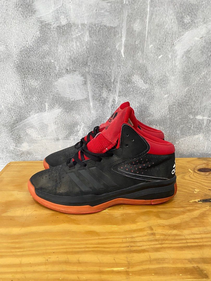 Sepatu basket adidas original sales
