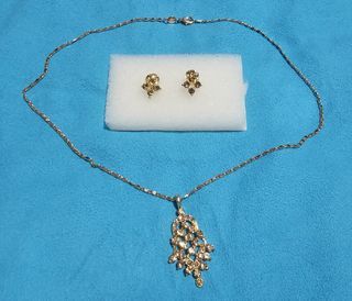 Set Necklace and Earrings