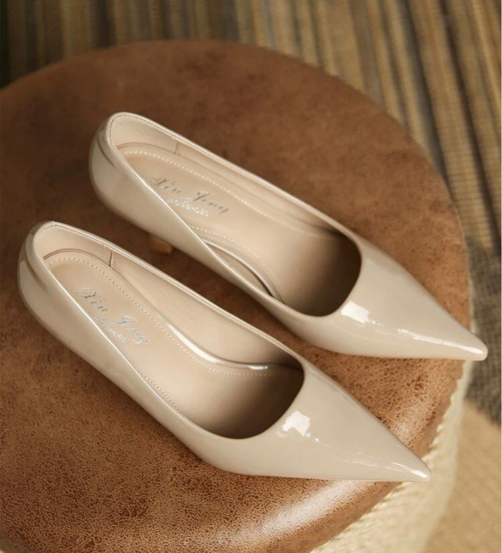 SHEIN KHAKI PUMPS HEELS Women s Fashion Footwear Heels on Carousell