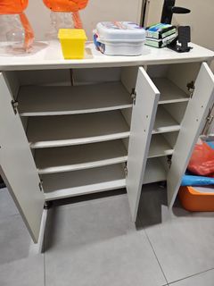 (Category: ) located in . Submitted by esh (Listing ID 1300393410, Image 1). Description: .