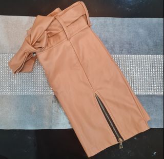 Short leather skirt for casual, work, or party wear