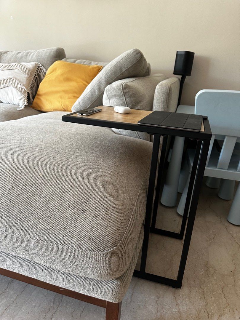 Side table (Category: Tables & Sets) located in Singapore. Submitted by j8519 (Listing ID 1300357918, Image 1). Description: Side table .