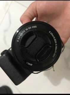 SONY A5100 MIRRORLESS vlogging camera
