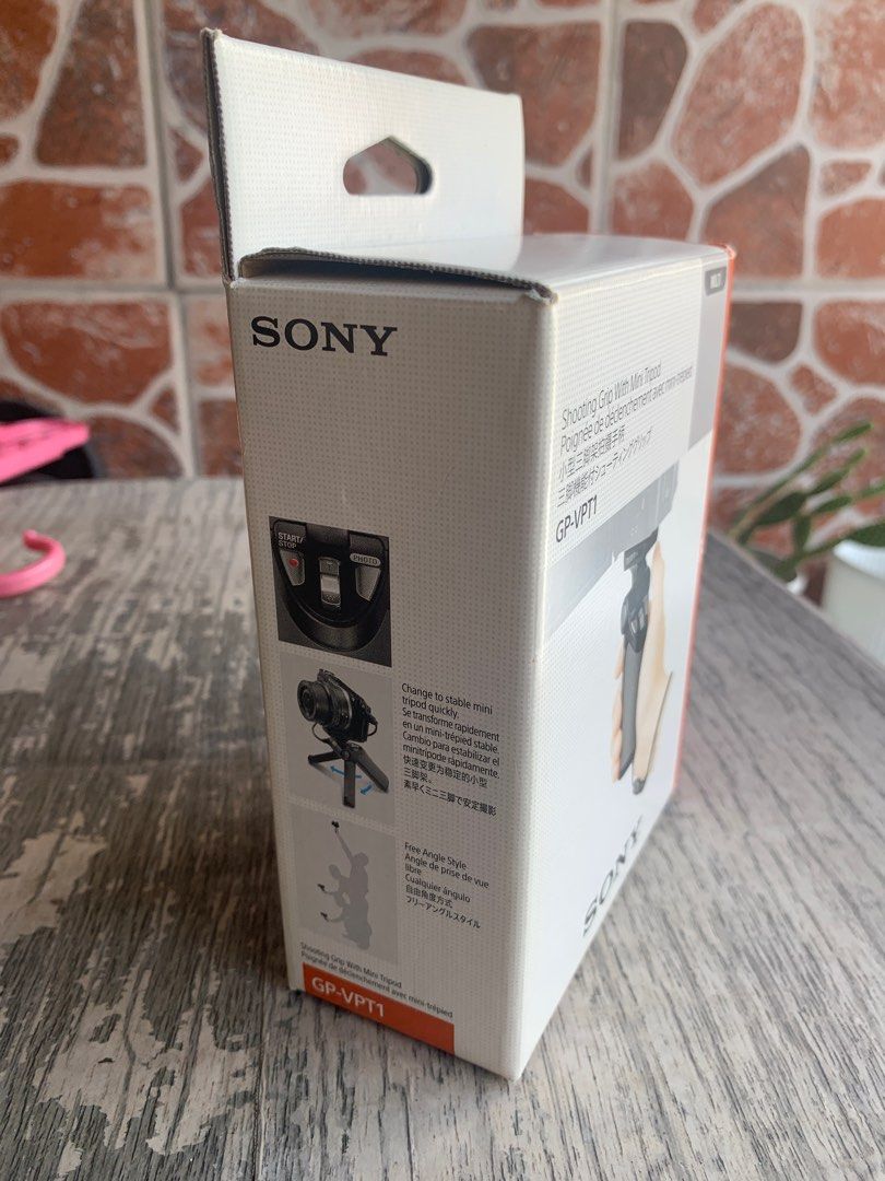 Sony Shooting Grip GP-VPT1 (Category: Tripods & Monopods) located in Cavite. Submitted by boggsbognot (Listing ID 1300313681, Image 2). Description: For Sale : Sony GP-VPT1 Shooting Grip with Mini Tripod Brand New from Japan For Sony A6000 series .