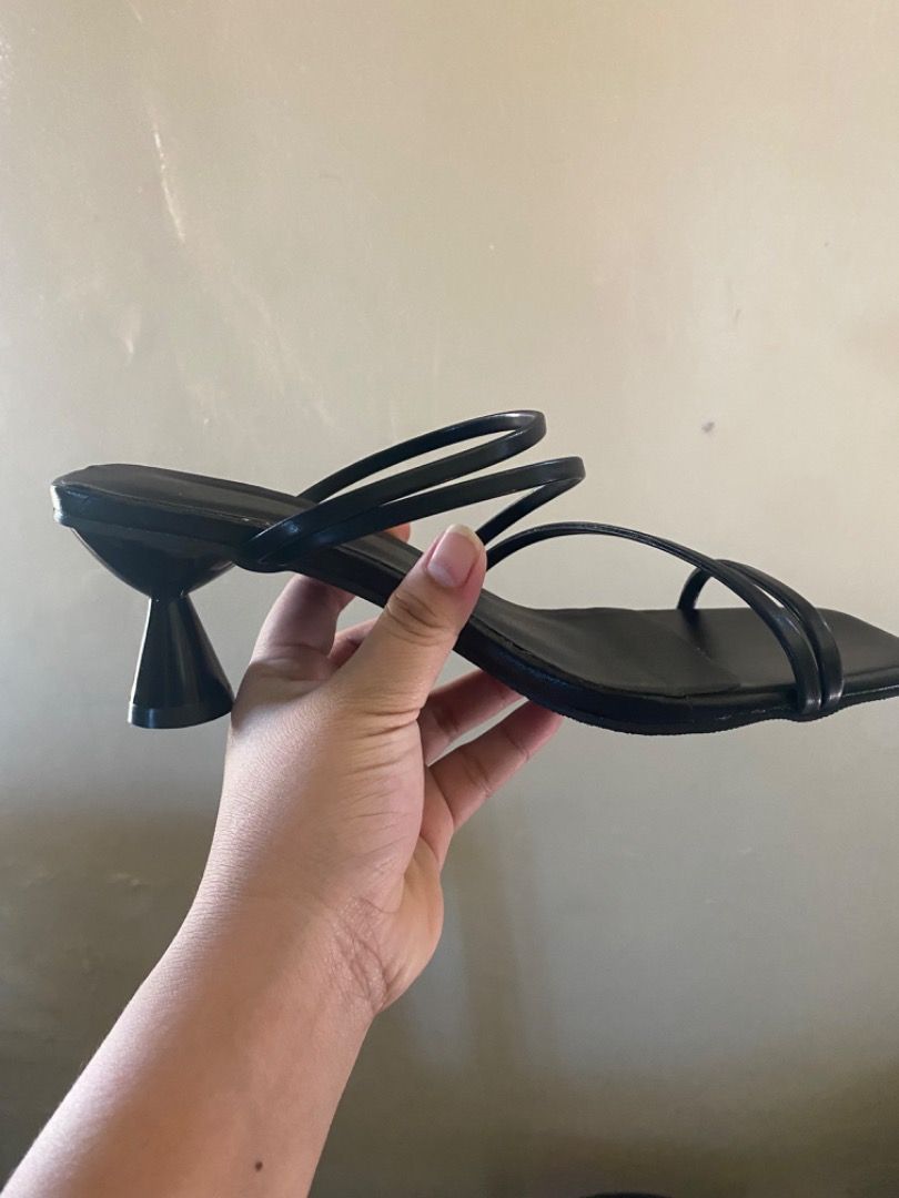 Stilleto Heel, Thin Strap Sandal. (Category: Heels) located in Manila. Submitted by janicaking (Listing ID 1300320172, Image 2). Description: •Stilleto Heel, Thin Strap Sandal. (Black) Brand new and with box. Just arrived today. Bought from shein. •Size: 37. •Original Price: 895. •Selling for: 500. ‼️ ALL ITEMS ARE BRAND NEW ‼️ 📩Dm me if interested! .