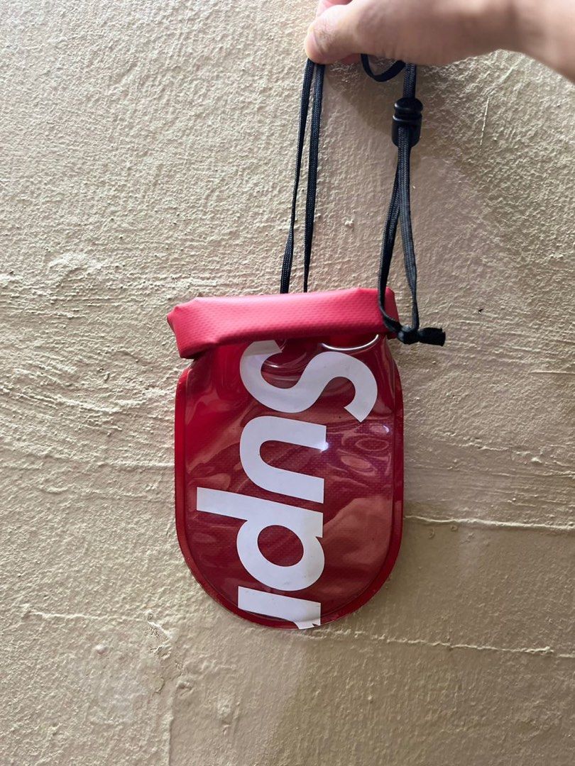 Supreme sea pouch cheap