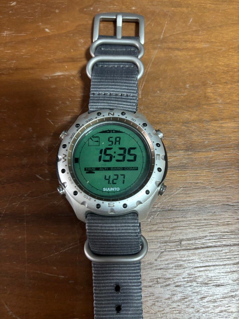 SUUNTO x-lander, 名牌, 手錶- Carousell