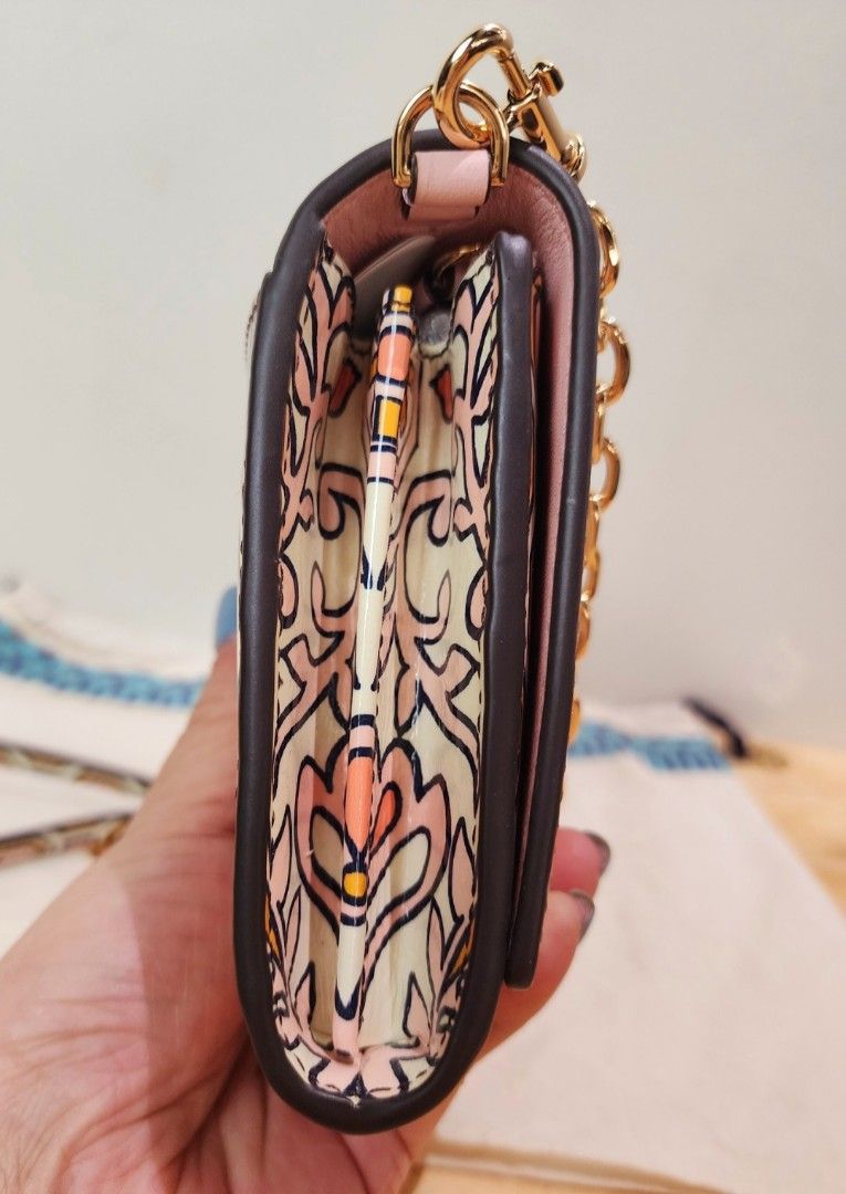 Tory burch hicks garden wallet on sale