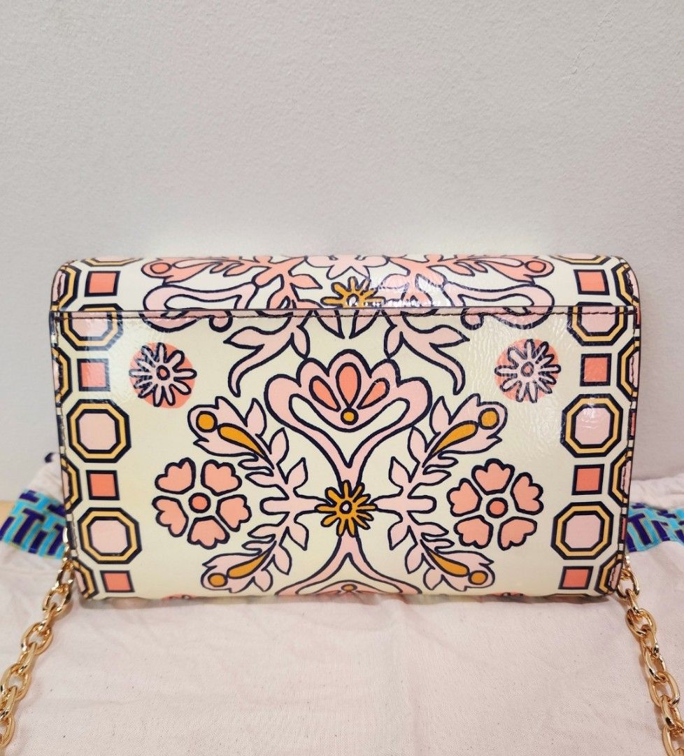 Tory burch hicks garden chain wallet hotsell