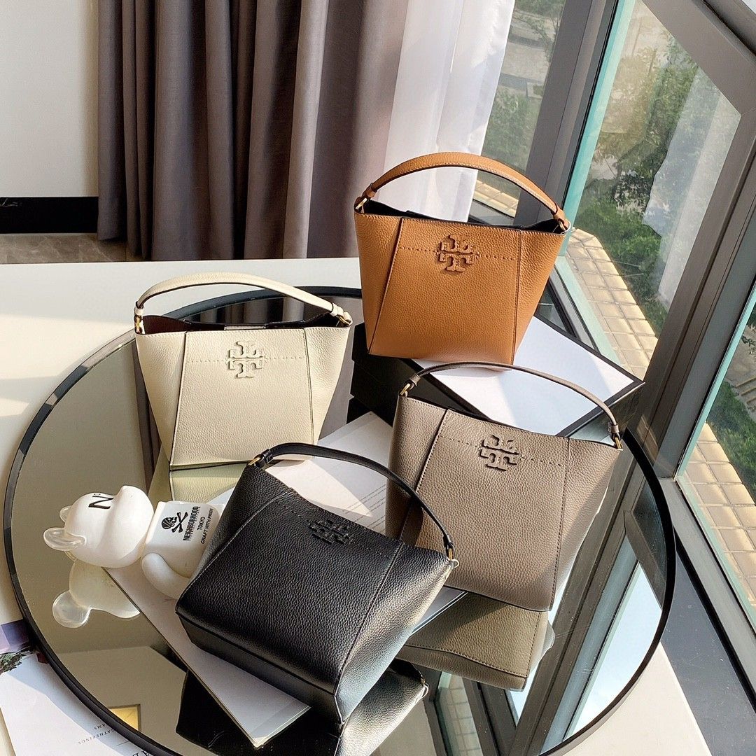 Tory Burch McGraw hobo tote bag Women s Fashion Bags Wallets Tote Bags on Carousell