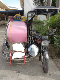 Tricycle Tmx 125 alpha (2015) and HPB sidecar for sale