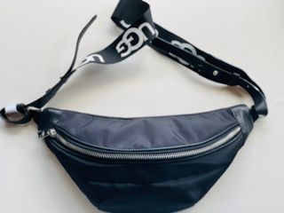 UGG fanny pack/ belt bag