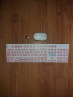 Wireless Keyboard and Mouse Pink Set N520