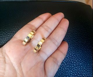 18k Saudi Gold Two-Tone Loop Earrings