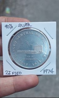 1974 25 Piso Silver Coin