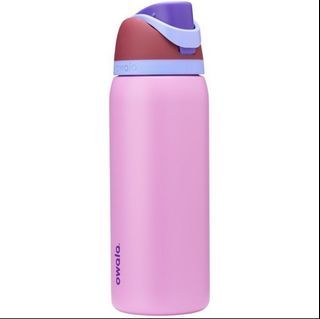 32oz Electric Orchid Owala FreeSip water bottle