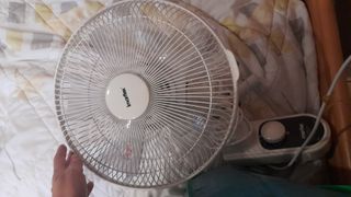 （分類：）位於 。 由 estcs 提交（商品編號 1300536044，圖片 1）。簡介： 。