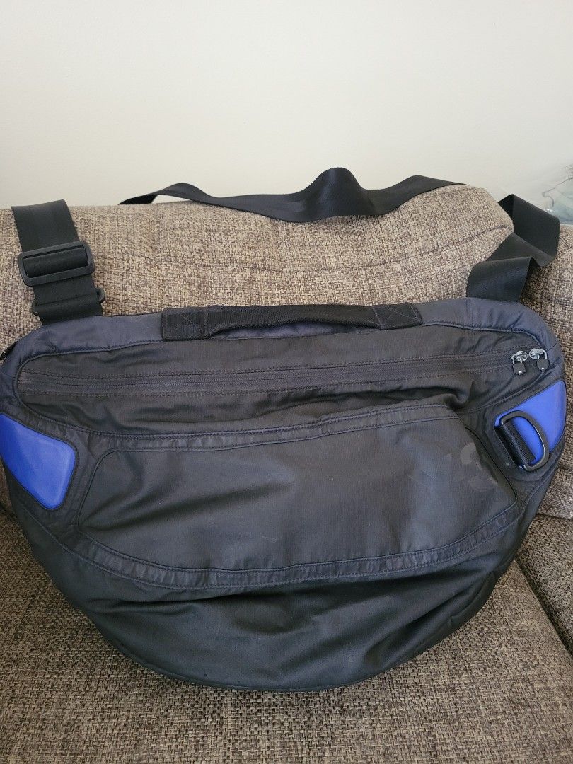 Adidas Y3 Yohji Yamamoto Messenger Bag (Category: Sling Bags) located in Mandaluyong City. Submitted by mabvit (Listing ID 1300504545, Image 1). Description: Adidas Y3 Yohji Yamamoto Messenger Bag - 8/10 condition (some parts faded due to use) - complete and functional zippers (pullers are already broken) - can hold 15.6 lappie - bought from Y3 Osaka for JPY28,000 - 20 inches length x 16 inches width Pickups in Sheridan North Tower Mandaluyong.