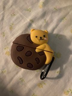 airpods pro case bear and cookie