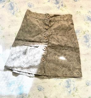 (Category: ) located in . Submitted by zunigae (Listing ID 1300504259, Image 1). Description: .