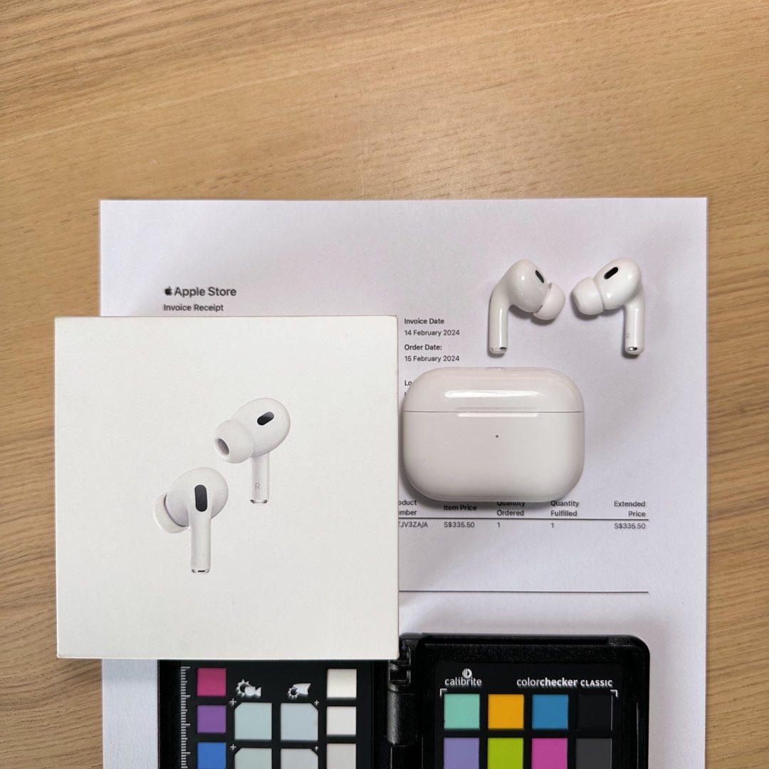 Apple Store Singapore AirPods Pro 2 2nd Generation USB C w. invoice receipt Audio Earphones on Carousell