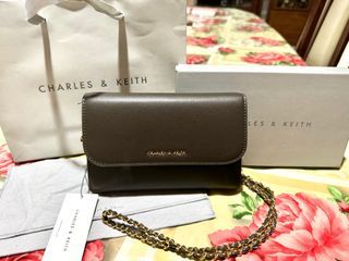 Auth Charles & Keith Wallet on Chain