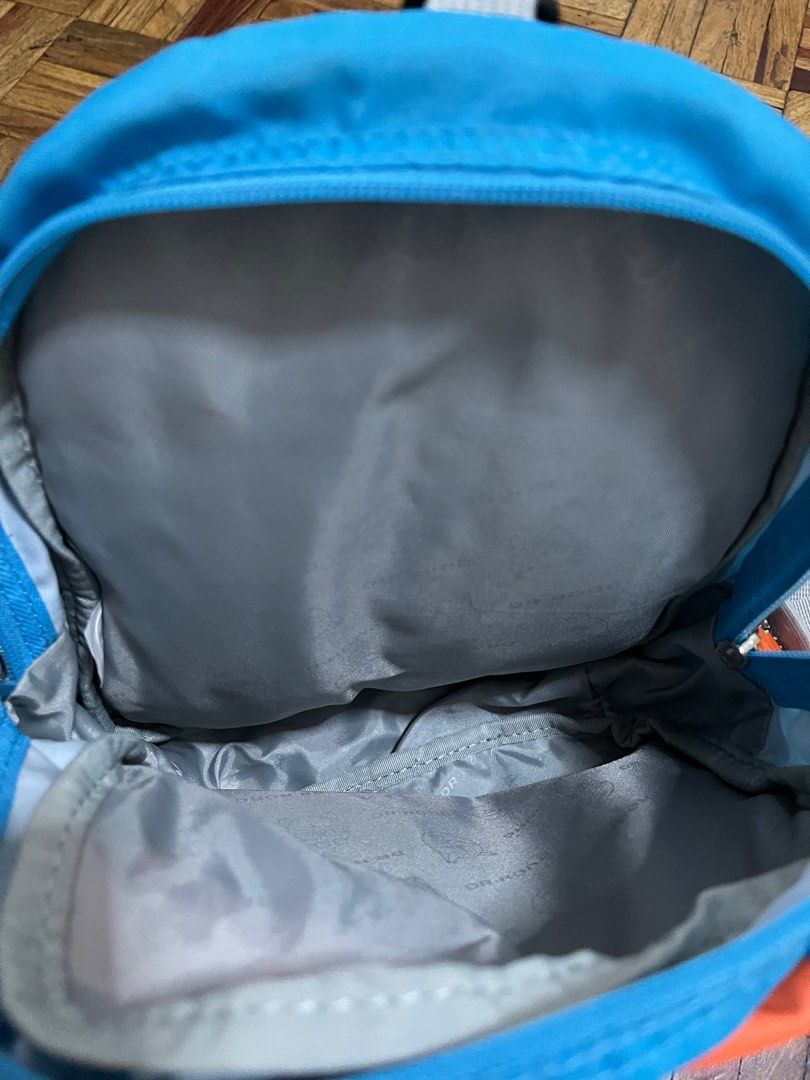 Authentic Dr. Kong Backpack with Harness (Category: Diaper Bags & Wetbags) located in Quezon City. Submitted by twixietwix (Listing ID 1300472430, Image 2). Description: for kids ages 2-5 years old lion design only used once best for travelling like new.