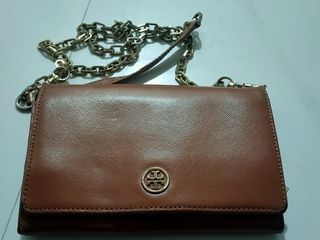 Authentic Tory Burch Sling Wallet
