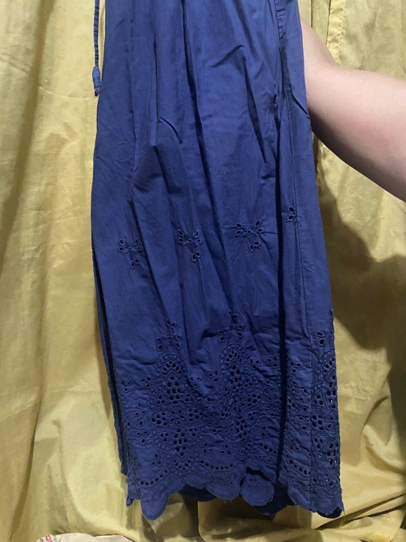 Blue Detailed Square Pants (Category: Other Bottoms) located in Manila. Submitted by cufflej (Listing ID 1300588332, Image 1). Description: .