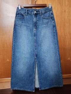 (Category: ) located in . Submitted by chicnotcheap (Listing ID 1300511925, Image 1). Description: .