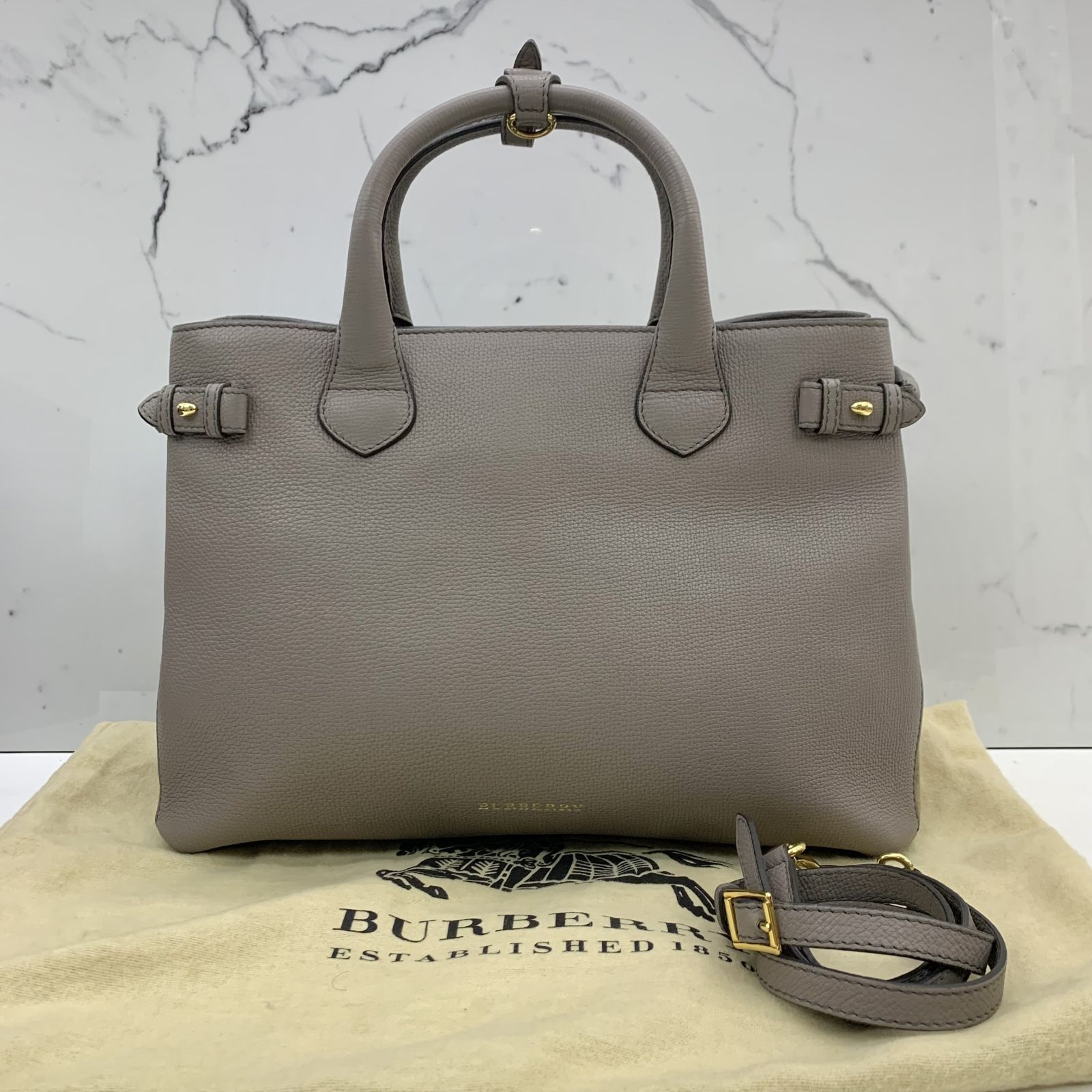 Burberry banner large best sale