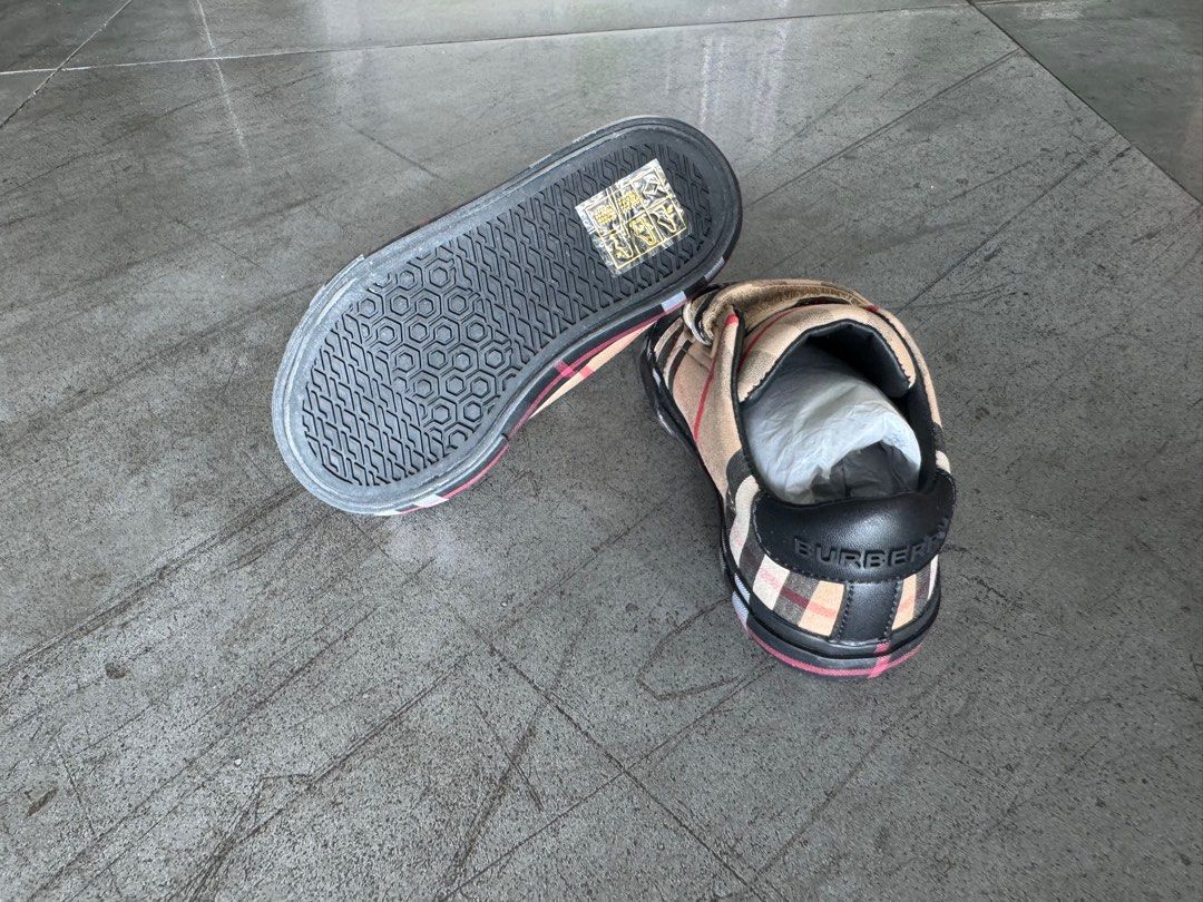Burberry shoes size 21 cheap