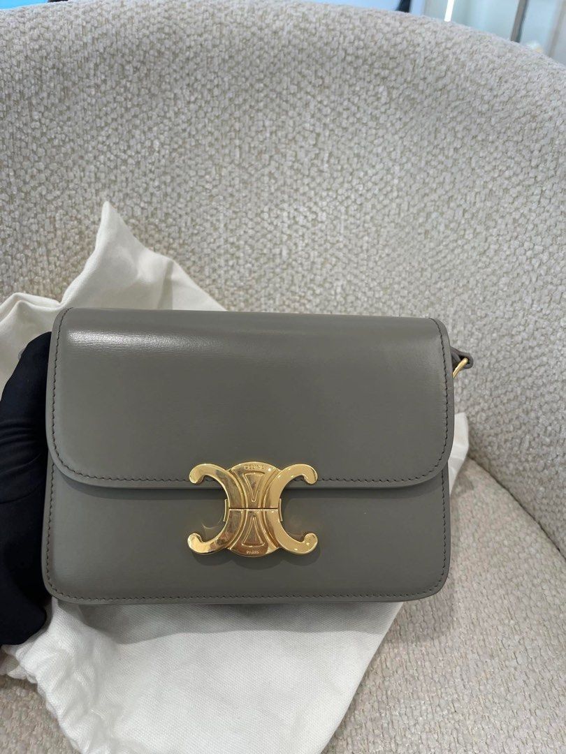 CELINE TEEN TRIOMPHE BAG IN SHINY CALFSKIN PEBBLE
