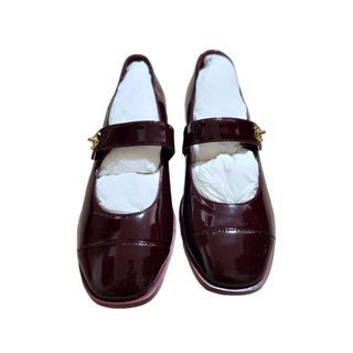 Chanel: Mary Janes Flats Patent Calfskin Leather in Burgundy (Size 37)